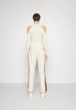 CoachSKI PANTS - Tygbyxor - Cream -Henry Tiger Butik 001028fadb8e4e7faf63c298362ddc97