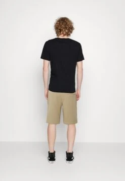 LacosteUNISEX - Träningsbyxor - Lion 9 LacosteUNISEX - Träningsbyxor - Lion -Henry Tiger Butik 042bf1fee55648dbb4c1d7b66b240f83