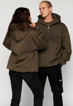 Multiply ApparelDRIPPIN - Tröja Med Dragkedja - Tarmac 10 Multiply ApparelDRIPPIN - Tröja Med Dragkedja - Tarmac -Henry Tiger Butik 05d17c1df2e74d1a8b9462e662d4af2e