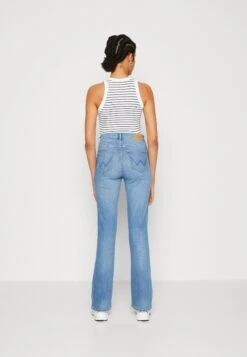 WranglerJeans Bootcut - Riptide -Henry Tiger Butik 0a8fe5951e7e459d8d233fa20626a82f