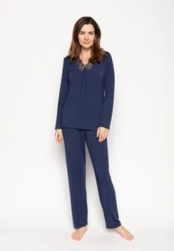 Nora RoseJENNA - Pyjamas - Navy -Henry Tiger Butik 0b03ec5f0eb64f78990aa4820ceb8b54