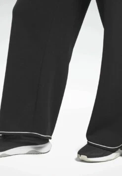 ReebokIDENTITY - Träningsbyxor - Black -Henry Tiger Butik 0b808b9559d94cc2a9ea520496b76780