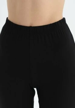 DAGIGOLDENHOUR SET - Pyjamas - Black -Henry Tiger Butik 12b372f66d86494bb354583dec055f07