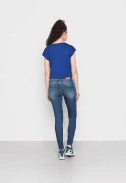 ONLYONLSHAPE LIFE - Jeans Skinny Fit - Medium Blue Denim -Henry Tiger Butik 2f2b2418a85d489c8fa942f8fc388bb4