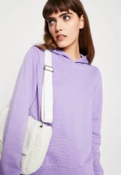 ONLYONLDIANA HOOD - Sweatshirt - Paisley Purple -Henry Tiger Butik 313d1e3eec3246609b82ecd68b251bb5