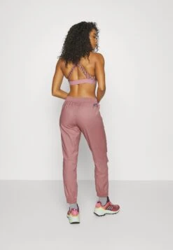 PatagoniaHAMPI ROCK PANTS - Tygbyxor - Evening Mauve -Henry Tiger Butik 3238f8745d5b462ab203b2970870728e