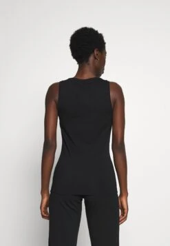 Emporio ArmaniTANK - Pyjamasöverdel - Nero -Henry Tiger Butik 324e6331b294484aa4fa02e2a76c93d8