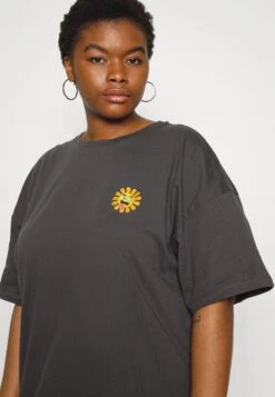 Even&Odd CurvyT-shirt Med Print - Anthrazit -Henry Tiger Butik 3418248378a549f998549d66ae838231