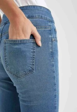 DeFactoFlared Jeans - Blue -Henry Tiger Butik 38366d75df0a41bbab7024b3f2cdb68a