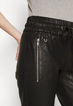 True ReligionTräningsbyxor - Black -Henry Tiger Butik 3e51b54b97104a39929798aa522e4d1b