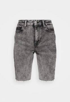 ONLYONLERICA LIFE MID RAW - Jeansshorts - Black Denim -Henry Tiger Butik 3f62a9101e7b43b59c860fed76114f10