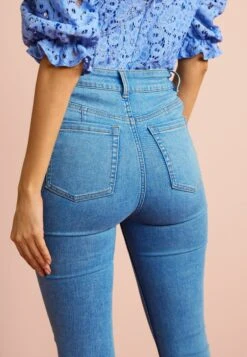 NextPUSH UP - Flared Jeans - Mid Blue -Henry Tiger Butik 3f746aa8a35844f99e521a73d5117765