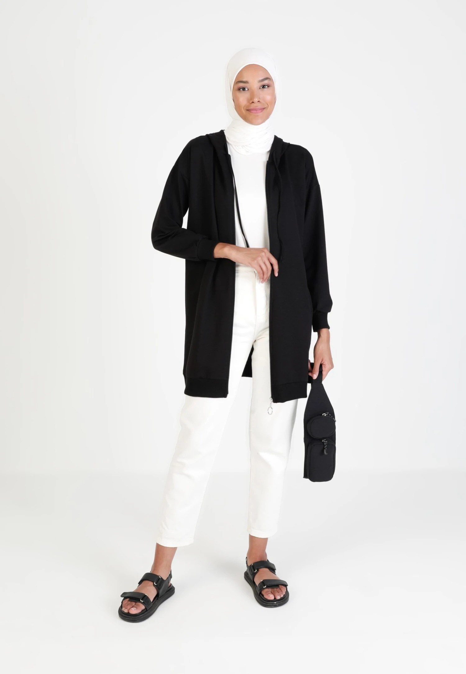 ModanisaTröja Med Dragkedja - Black 4 ModanisaTröja Med Dragkedja - Black - Bild 2