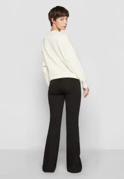 LeeBREESE - Flared Jeans - Black Rinse -Henry Tiger Butik 45cc252959184c51869f0797a3e761ad