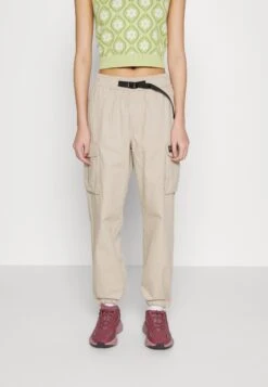 NapapijriEARTH SOLID - Cargobyxor - Humus Beige -Henry Tiger Butik 4c7f4236f73d4f80aeb0d157994575a5