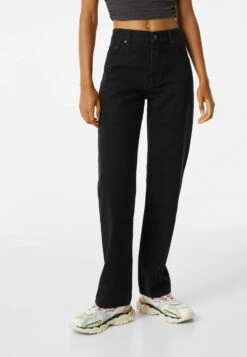 BershkaJeans Straight Leg - Black