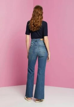 Edc By EspritFlared Jeans - Blue Dark Washed 16 Edc By EspritFlared Jeans - Blue Dark Washed -Henry Tiger Butik 56fc0a0bcf6a4d8eb2805c1c3bccfe6e