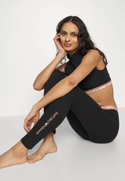 Emporio ArmaniPyjamasbyxor - Black -Henry Tiger Butik 5acc050cdeee44789ce9a68c1374f96a