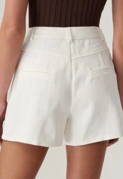 ST MRLOARLO - Jeansshorts - White -Henry Tiger Butik 6833e81a756a4e1f9f47b6728058752d