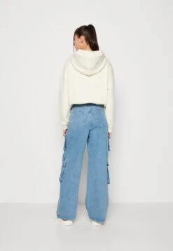 WRSTBHVRDARA HOODIE EXCLUSIVE WOMEN - Sweatshirt - Ecru -Henry Tiger Butik 6cbca2dfd107446dafa78713f729ba1d