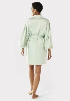 Chelsea PeersSAGE TRIM - Morgonrock - Green 10 Chelsea PeersSAGE TRIM - Morgonrock - Green -Henry Tiger Butik 6f6e9fb1f26f412a9772152b67429a98