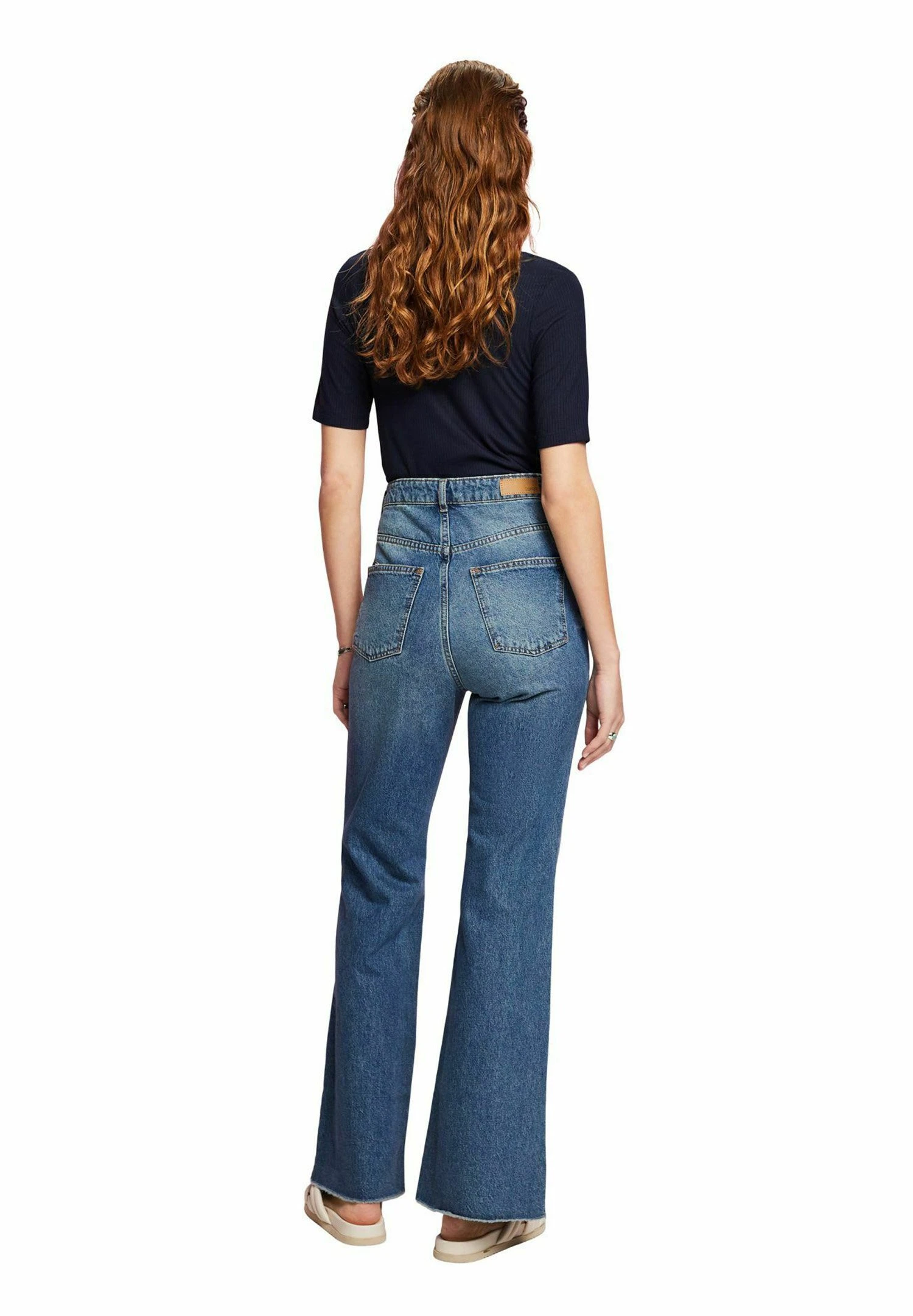 Edc By EspritFlared Jeans - Blue Dark Washed 4 Edc By EspritFlared Jeans - Blue Dark Washed - Bild 2