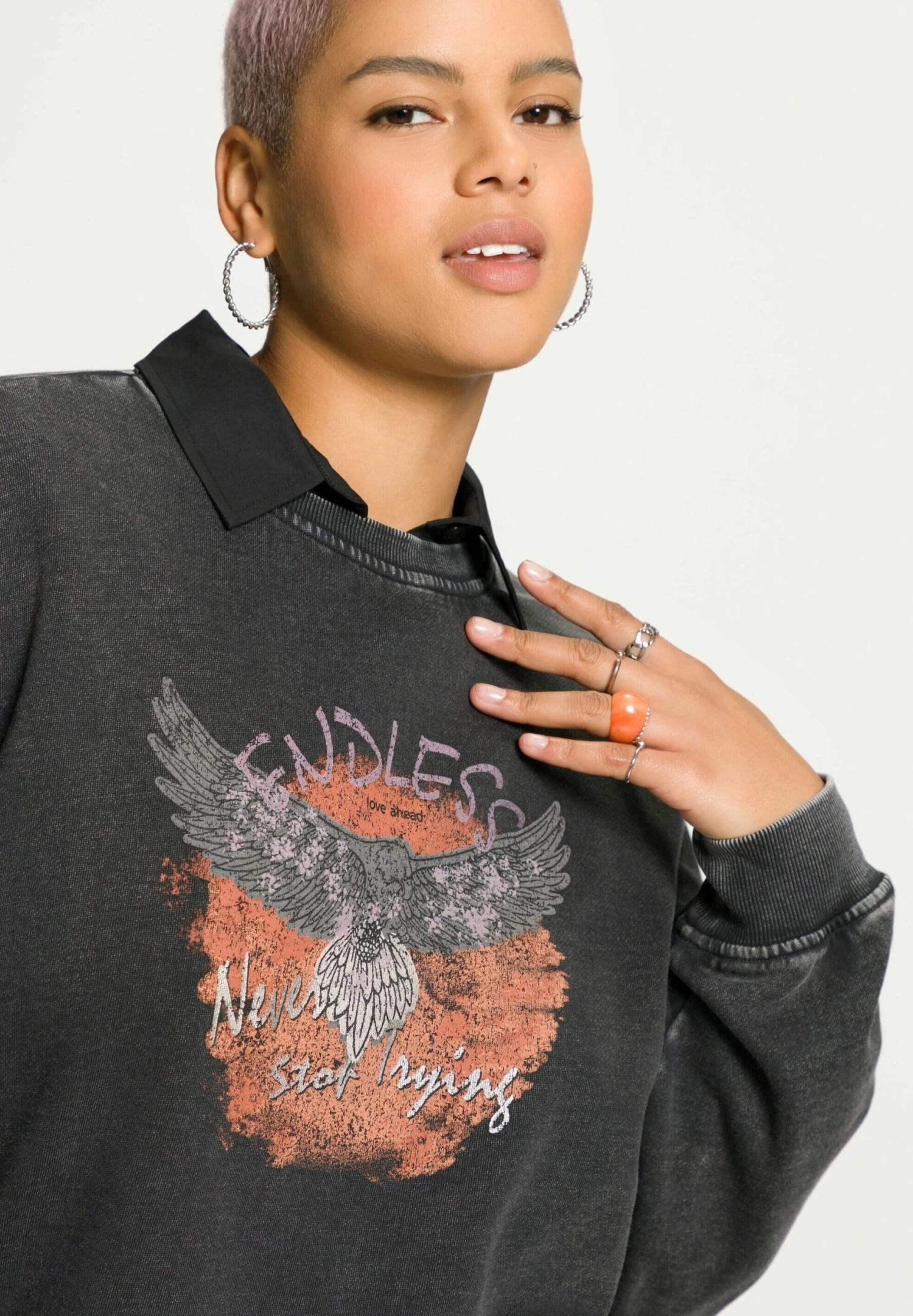 Studio UntoldSweatshirt - Anthrazit 5 Studio UntoldSweatshirt - Anthrazit - Bild 3