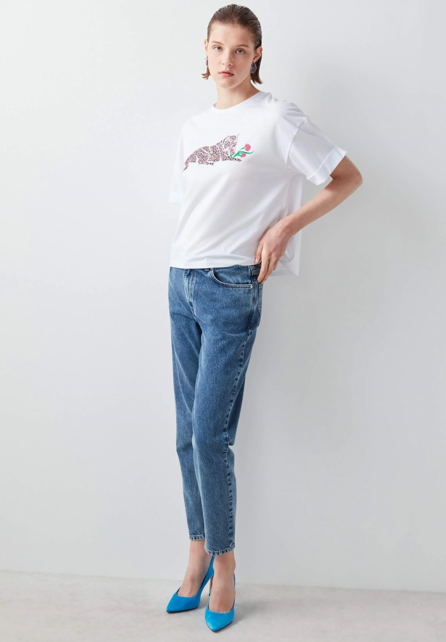 IpekyolCASUAL VISUAL - T-shirt Med Print - Off White 6 IpekyolCASUAL VISUAL - T-shirt Med Print - Off White - Bild 4