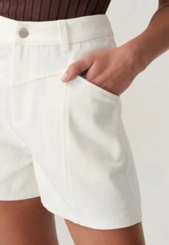 ST MRLOARLO - Jeansshorts - White -Henry Tiger Butik 799103da476b452facd0dd0f810de634