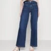 FRAMELE BARDOT WIDE LEG - Jeans Bootcut - Lyon 2 FRAMELE BARDOT WIDE LEG - Jeans Bootcut - Lyon -Henry Tiger Butik 79e4c620d1cf427a9e1b84afc35624b6