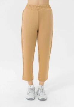 Moxx ParisTräningsset - Camel -Henry Tiger Butik 7e250de46c6c487f8a75e7813ad811fb