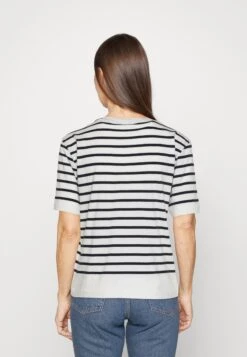 GANTLOGO STRIPED - T-shirt Med Print - Evening Blue -Henry Tiger Butik 8a1d0e128850431a92bfc24d857dbced