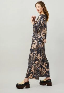 Odd MollyRILEY - Tygbyxor - Asphalt -Henry Tiger Butik 91359cda4a624caab63e75869c3bb830