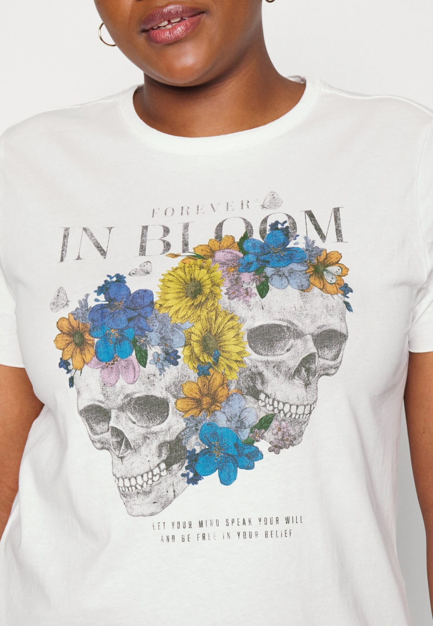 ONLY CurveONCLILI SKULL - T-shirt Med Print - Cloud Dancer Skull 7 ONLY CurveONCLILI SKULL - T-shirt Med Print - Cloud Dancer Skull - Bild 5