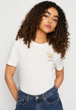 ONLYONLPOPPY - T-shirt Med Print - Off White -Henry Tiger Butik a89a975b23d24a92b86cea0481d82971