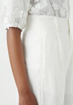 Dea KudibalDABRINA - Tygbyxor - Nat White 10 Dea KudibalDABRINA - Tygbyxor - Nat White -Henry Tiger Butik a9f1cace4b2949f3be1c12cad08fac3a