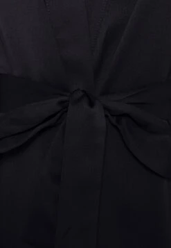 EtamSKY - Morgonrock - Noir -Henry Tiger Butik b13920abba1a405eb07cec24a798eae3