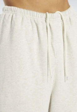 Reebok ClassicTräningsbyxor - Chalk Mel -Henry Tiger Butik b63029daf45e41b69e02555cd6e64866