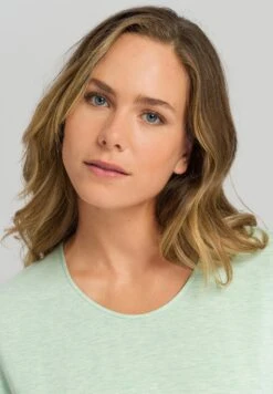 HanroNATURAL ELEGANCE - Pyjamasöverdel - Pistachio Melange 11 HanroNATURAL ELEGANCE - Pyjamasöverdel - Pistachio Melange -Henry Tiger Butik be4aa3be0657474098c36e80ec95ba3d