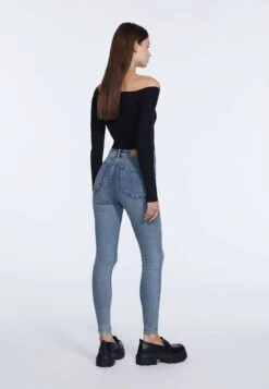 StradivariusPUSH-UP - Jeans Skinny Fit - Light Blue -Henry Tiger Butik c4904c3c518c4fec9f3313eae622ce50