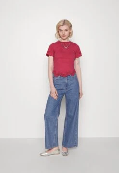 Free PeopleCALL ME BABY TEE - T-shirt - Bas - Berry Twist -Henry Tiger Butik c7d6588d3c3a4fa98c75777c1ca3965b