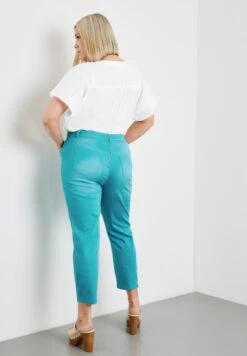 SamoonBETTY - Jeans Tapered Fit - Cyan -Henry Tiger Butik db8ebd7c25604b8fac544eccb433e541