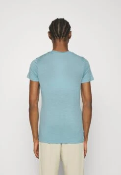 IcebreakerTECH LITE EARTH - T-shirt Med Print - Astral Blue -Henry Tiger Butik dc5f90981b5e42cfbf3eb01f837ab13d