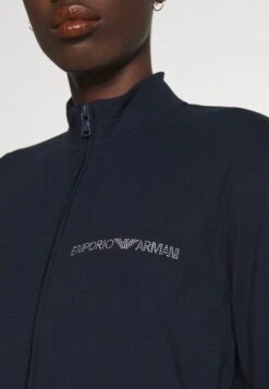 Emporio ArmaniJACKET AND PANTS WITH CUFFS SET - Pyjamas - Blu Navy -Henry Tiger Butik df8e4dd407c84597b53790268556f028