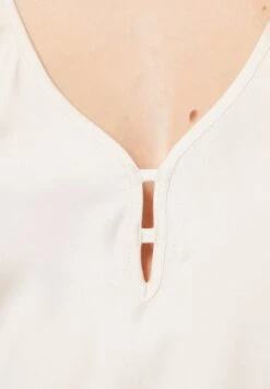 EtamLOUNGY - Pyjamasöverdel - Pearl -Henry Tiger Butik dfb7c9d319ff42b4a99293b5202ff943