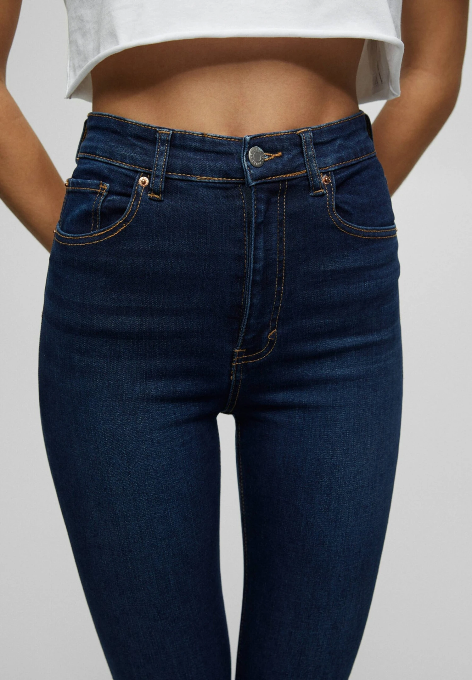 PULL & BEAR PULL&BEARWITH VERY HIGH WAIST - Jeans Skinny Fit - Dark Blue 5 PULL & BEAR PULL&BEARWITH VERY HIGH WAIST - Jeans Skinny Fit - Dark Blue - Bild 3