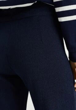 WE FashionWIDE LEG MET STRUCTUUR - Tygbyxor - Blue -Henry Tiger Butik e881d1d60fac469998a94b4137d8913a