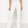 ONLYONLBLUSH MID - Flared Jeans - Ecru -Henry Tiger Butik f00e588874514db8b866ea0dcb9242c9