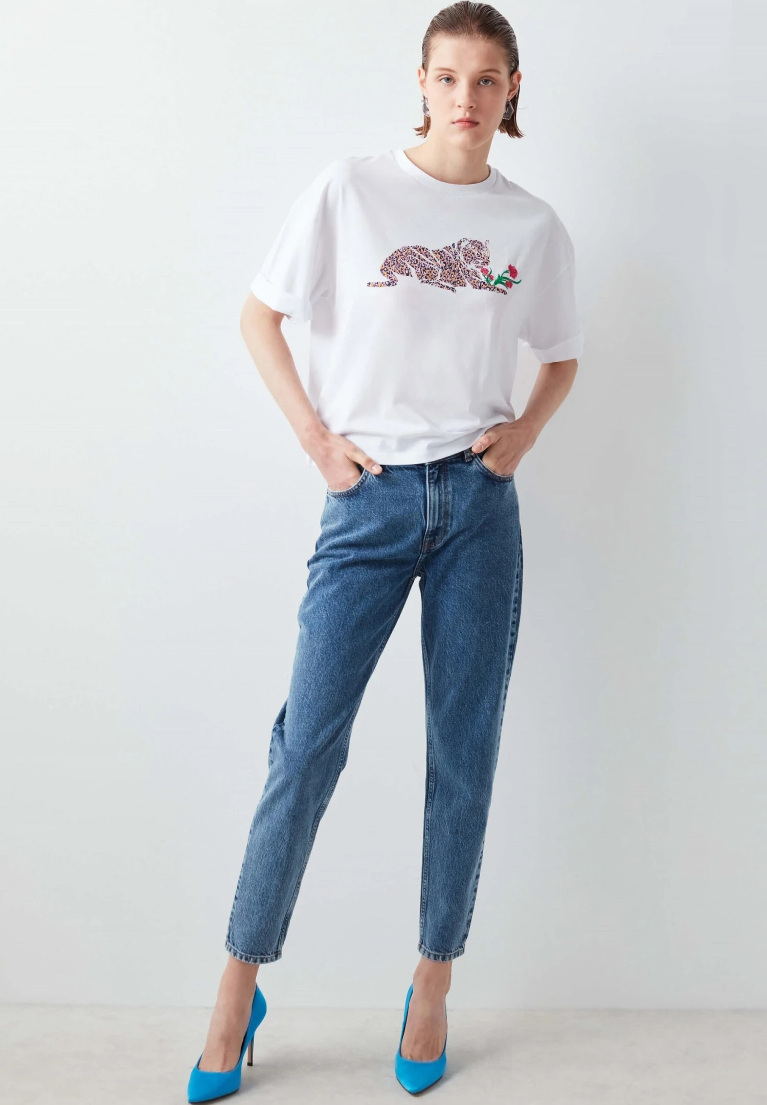 IpekyolCASUAL VISUAL - T-shirt Med Print - Off White 4 IpekyolCASUAL VISUAL - T-shirt Med Print - Off White - Bild 2