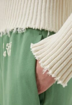 MM6 Maison MargielaPANTS - Träningsbyxor - Clover -Henry Tiger Butik f4621eb55144411eb04a88d0ad5f7cf4